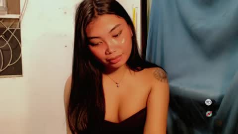 urpinay_sandra69 online show from August 14, 5:05 pm
