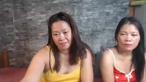 urpinay_singlemother online show from July 25, 9:08 pm