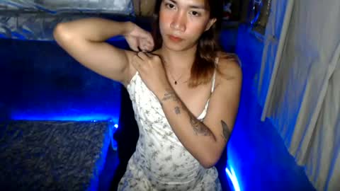Amara Linda and Kylie online show from August 13, 9:12 am