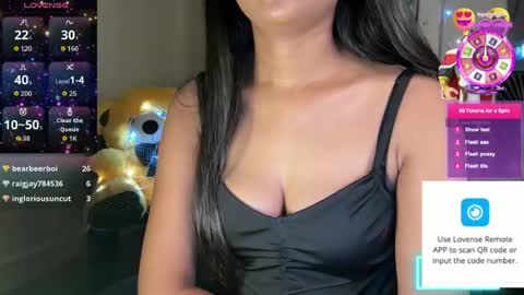 urs_kitten_ online show from August 10, 8:10 pm
