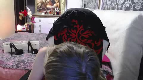 UrSecretTreasure88 online show from June 25, 2:31 pm