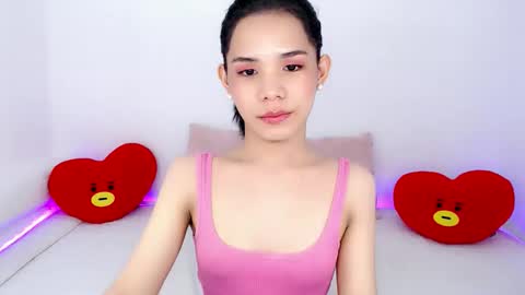 Cute Delancy online show from April 7, 3:22 am