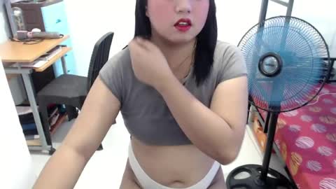maxie online show from July 27, 6:19 am