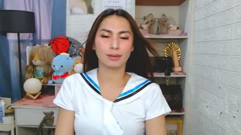 YOUR NEW BABY GIRL online show from July 24, 8:28 am