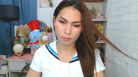 YOUR NEW BABY GIRL online show from July 24, 11:46 am
