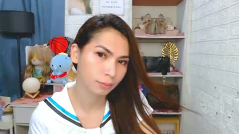 YOUR NEW BABY GIRL online show from July 24, 12:52 pm