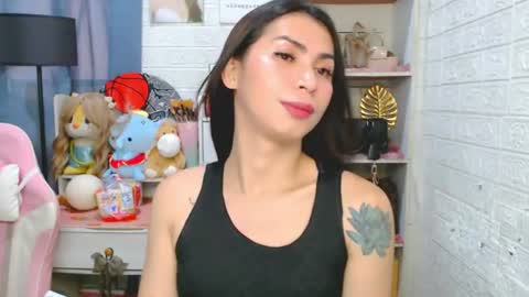 YOUR NEW BABY GIRL online show from July 31, 8:09 am