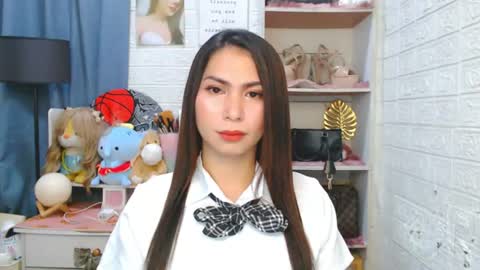 YOUR NEW BABY GIRL online show from August 5, 10:46 am