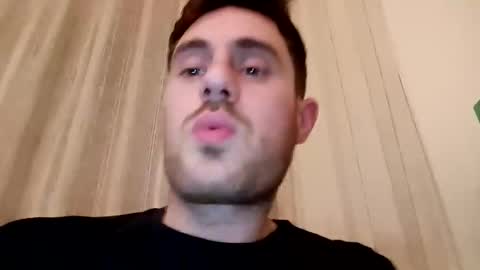 ursweetdreamx online show from April 2, 4:59 pm