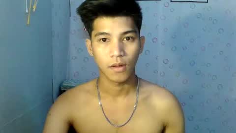 ursweetie_boy online show from July 14, 12:16 am