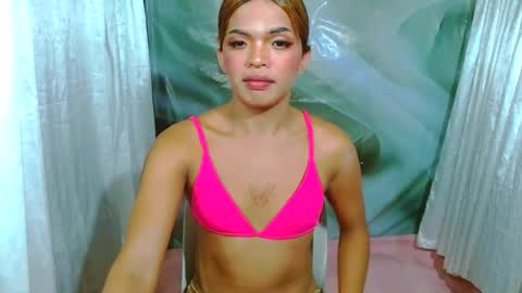 JEN online show from August 9, 1:12 pm