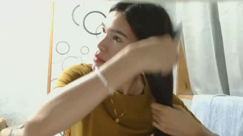 urtrans_sheenlyn online show from August 7, 10:37 am