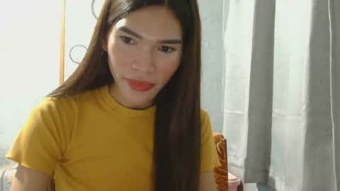 urtrans_sheenlyn online show from August 10, 1:01 pm