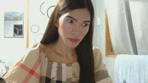 urtrans_sheenlyn online show from August 11, 12:07 pm
