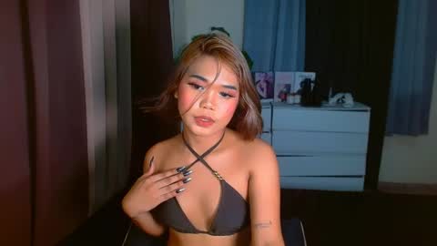 Urwildest farrah online show from May 14, 10:58 am