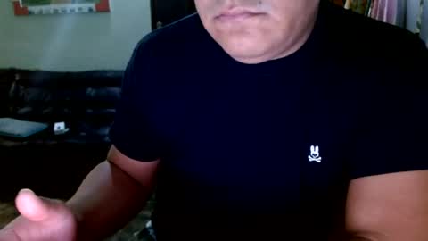 uzaki_007 online show from August 2, 6:42 am