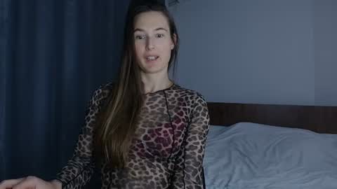 Valensiya online show from June 18, 11:15 pm
