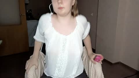 Vada online show from August 13, 3:48 pm