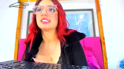  Violet  online show from August 14, 6:22 pm