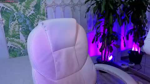 val_dreams7 online show from August 3, 10:50 pm