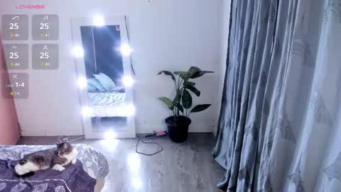 Valentina----instavalen mendoza99  twitter valenthompson99 online show from August 10, 5:53 am