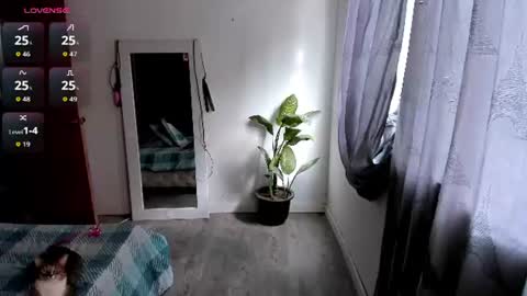 Valentina----instavalen mendoza99  twitter valenthompson99 online show from August 15, 8:24 pm