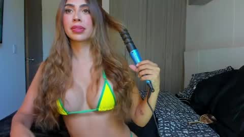 Angela online show from June 9, 7:53 pm