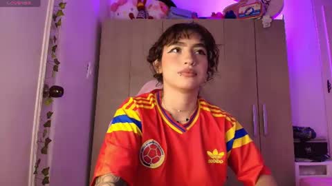 valentina online show from July 4, 6:59 am