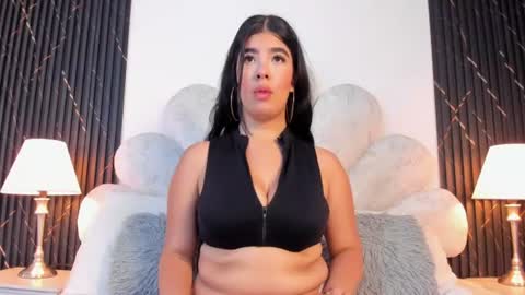 Valen online show from August 14, 11:25 am
