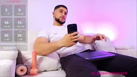 valenssio_moretti online show from July 28, 3:12 am