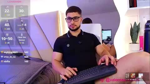 valenssio_moretti online show from July 31, 6:52 am