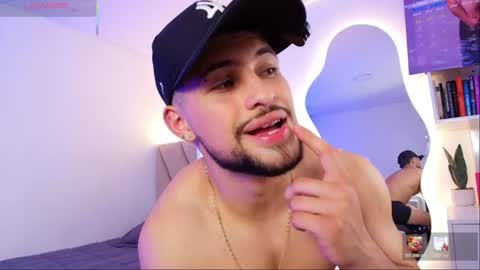 valenssio_moretti online show from August 14, 5:33 am