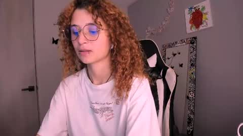 Valen online show from August 8, 2:22 am