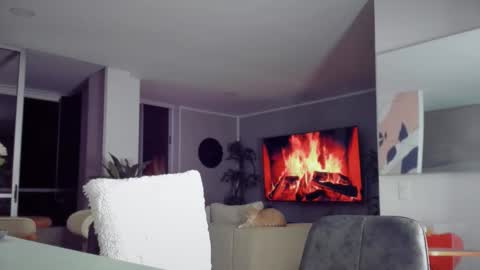valenthinoking online show from February 25, 3:04 am
