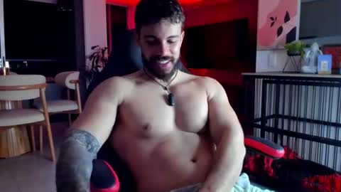 valenthinoking online show from August 11, 4:36 am