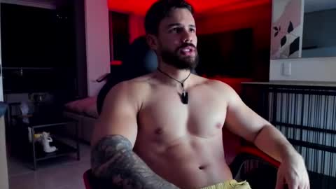 valenthinoking online show from August 14, 1:42 am
