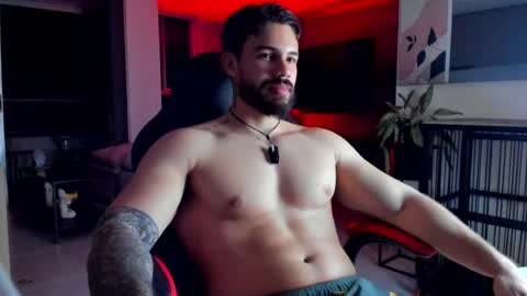 valenthinoking online show from August 15, 3:32 am