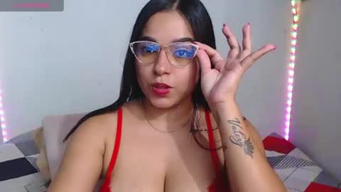 ValentinaGarcia online show from September 5, 7:08 pm