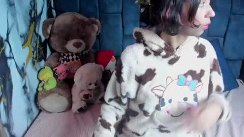 valentina_klean online show from July 30, 5:15 am