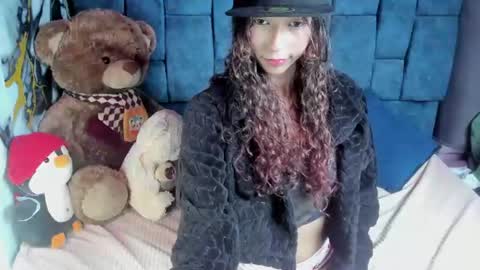 valentina_klean online show from August 13, 3:42 am