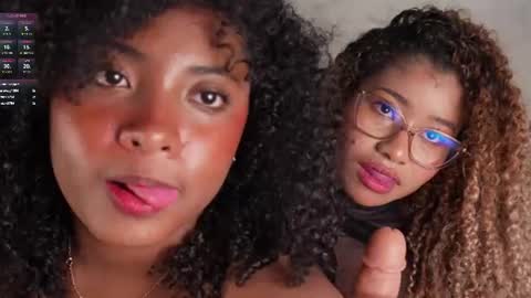 valentina_mendes_ online show from August 12, 9:28 pm