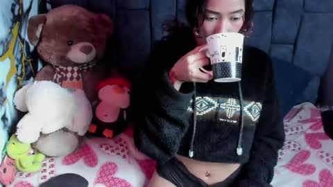 valentinaklean1 online show from July 28, 4:40 am