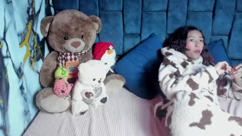 valentinaklean1 online show from July 30, 1:57 am