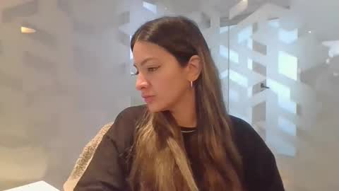 valentinaseleni24 online show from May 20, 2:40 pm