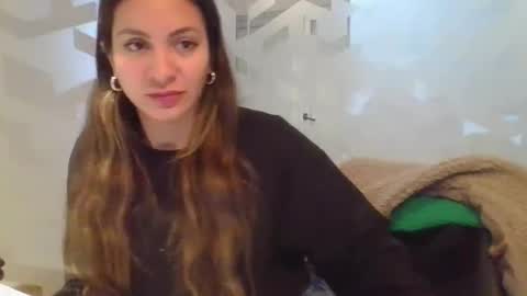 valentinaseleni24 online show from May 20, 7:04 pm