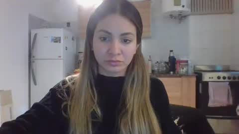 valentinaseleni24 online show from July 3, 8:55 pm