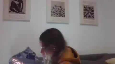 valentinaseleni24 online show from July 6, 12:36 am