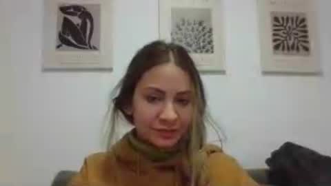 valentinaseleni24 online show from July 6, 1:53 am