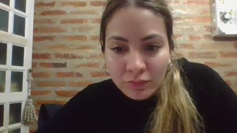 valentinaseleni24 online show from July 10, 1:33 am