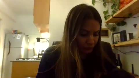 valentinaseleni24 online show from August 16, 2:48 am
